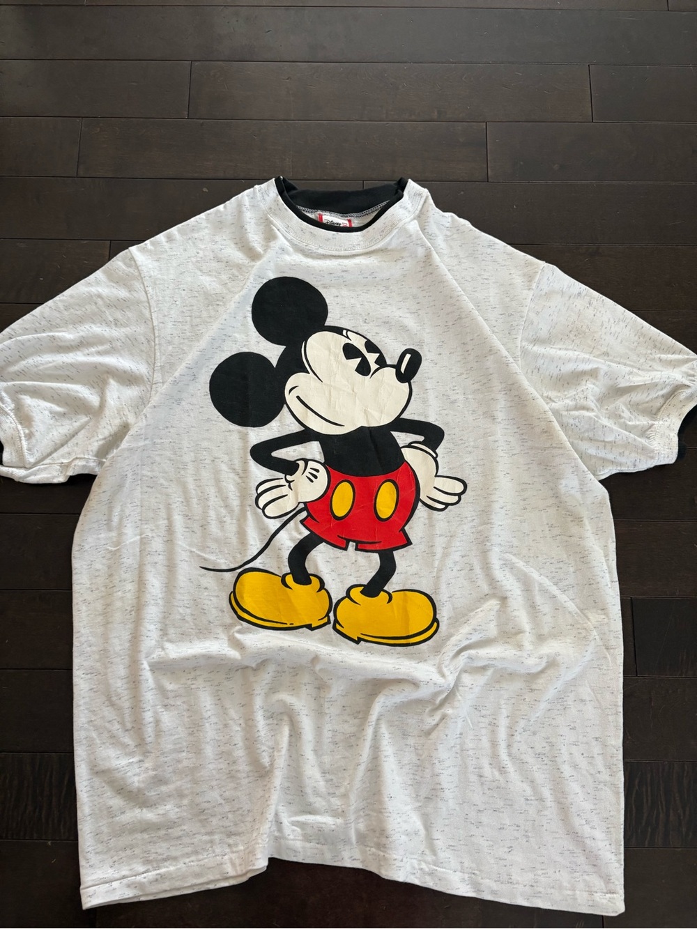 Vintage 90s Disney Mickey Mouse Graphic Tee - White